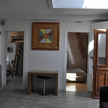 Apartment House With 3 Bedrooms In La Rochelle, With Enclosed Garden And Wifi